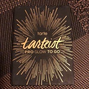 tarte Highlight and contour palette